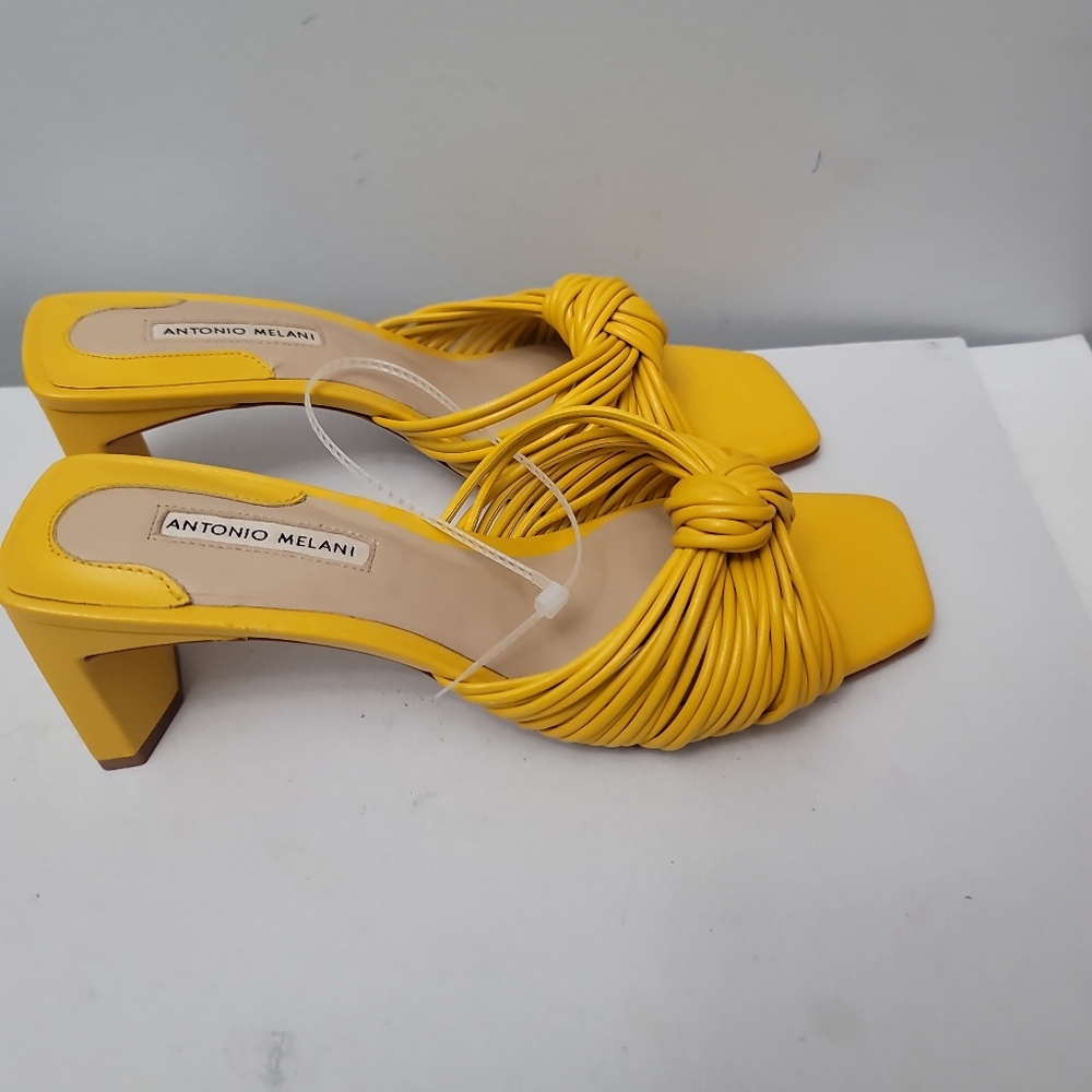 Antonio Melani Carmel Knot  Leather Dress Sandals - Picture 4 of 8